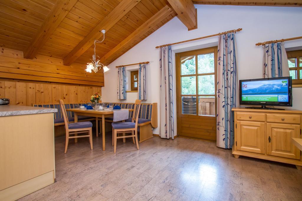 Ferienhaus Niedermoser Leogang Habitación foto